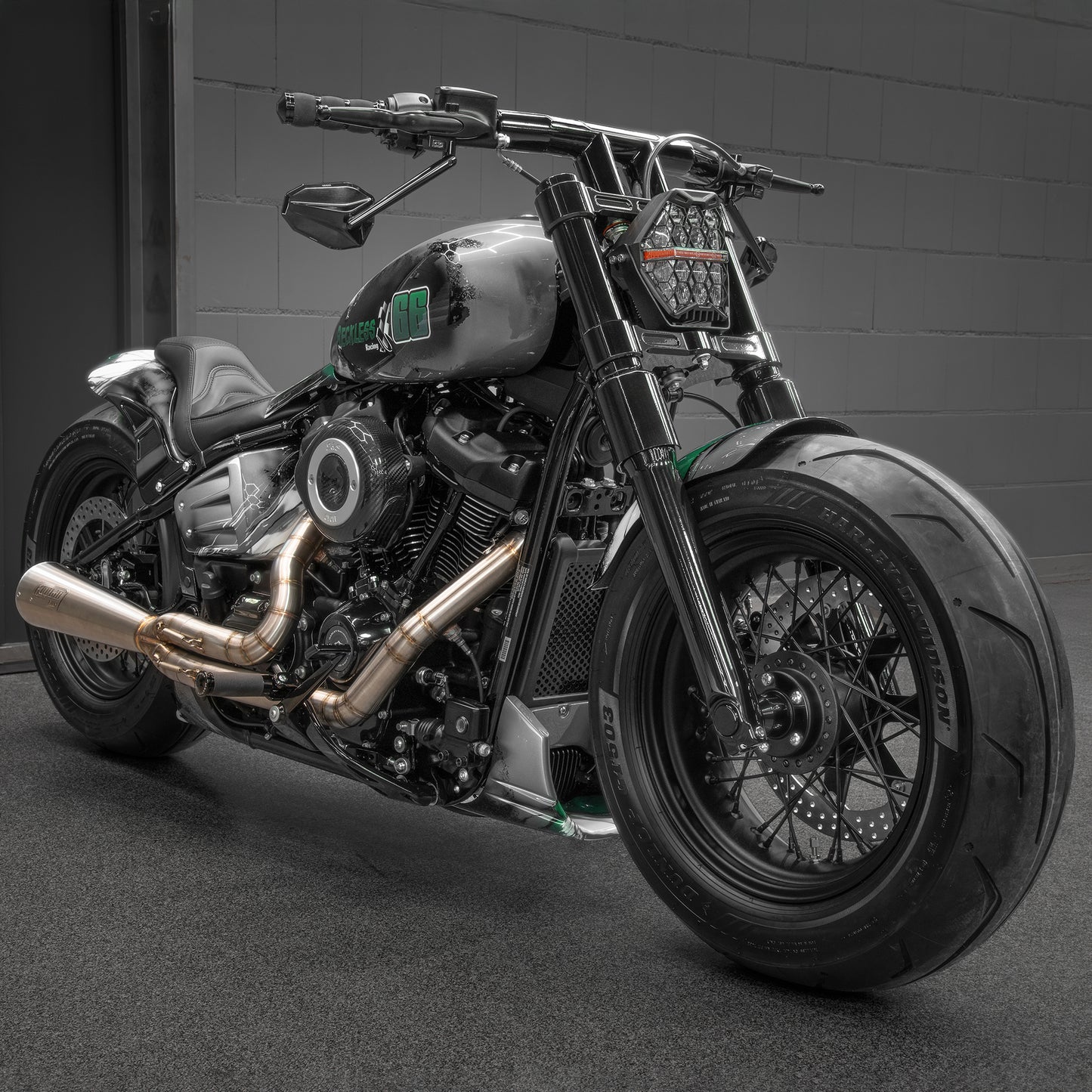 Killer Custom "Drag-T" Mega Handlebars (with Stealth View speedometer option)