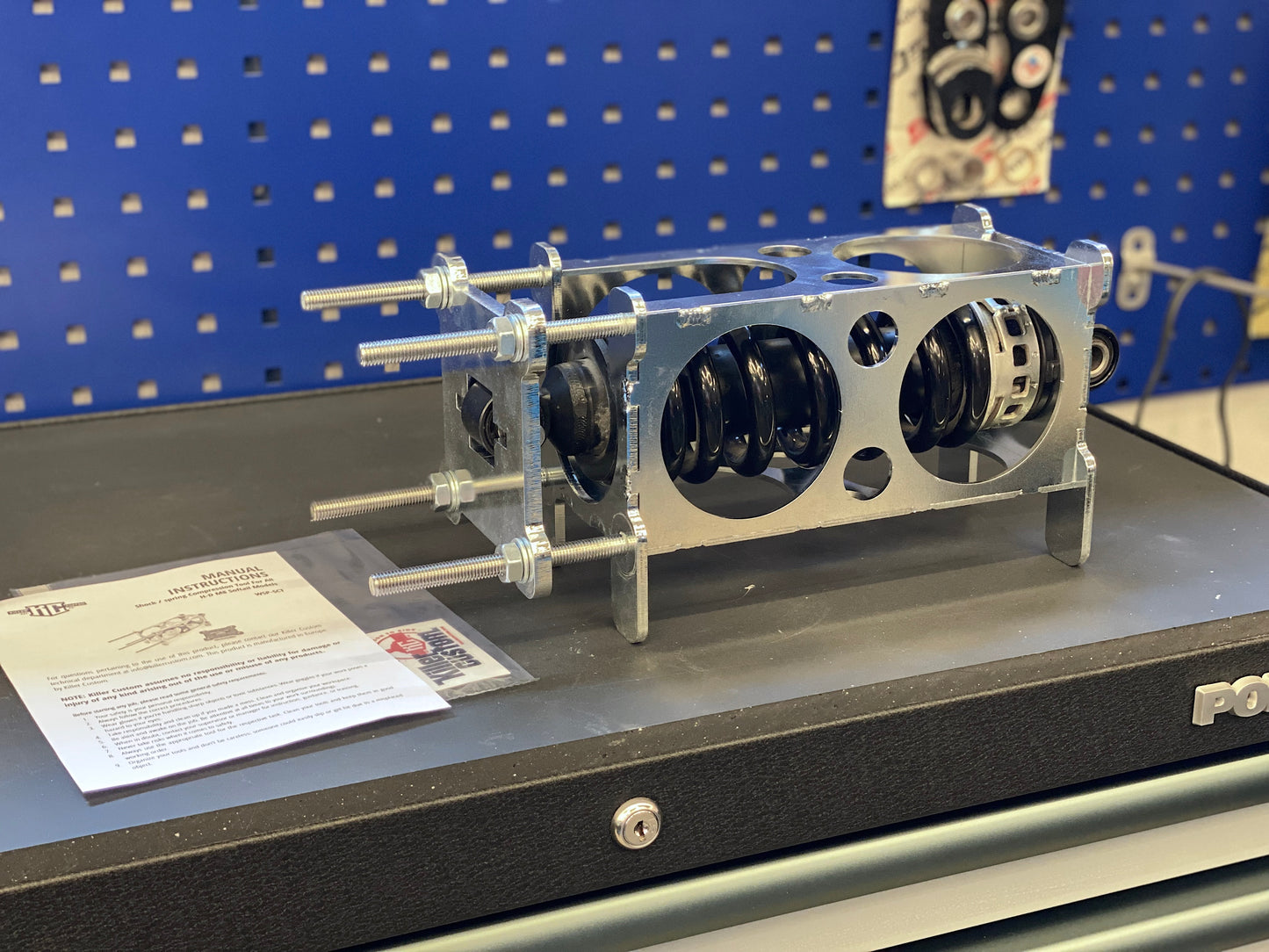 Harley Davidson shock/spring compression tool for rear lowering kit