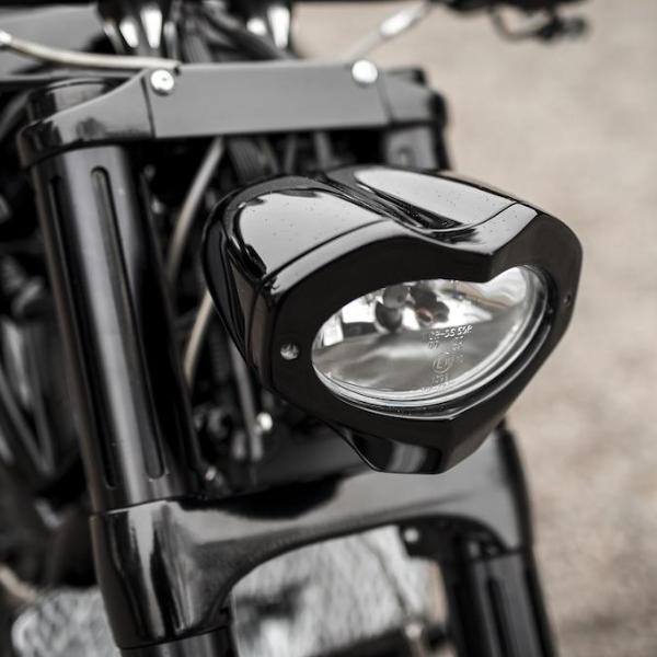 V-Rod Headlight Top Triple Tree Cover Bracket
