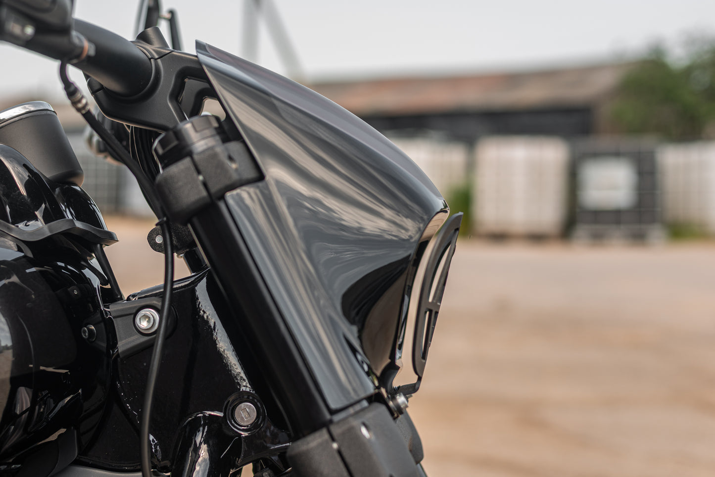 "Aggressor" Series Softail Fat Bob FXFB FXFBS Headlight Fairing 2018-2025 Grill