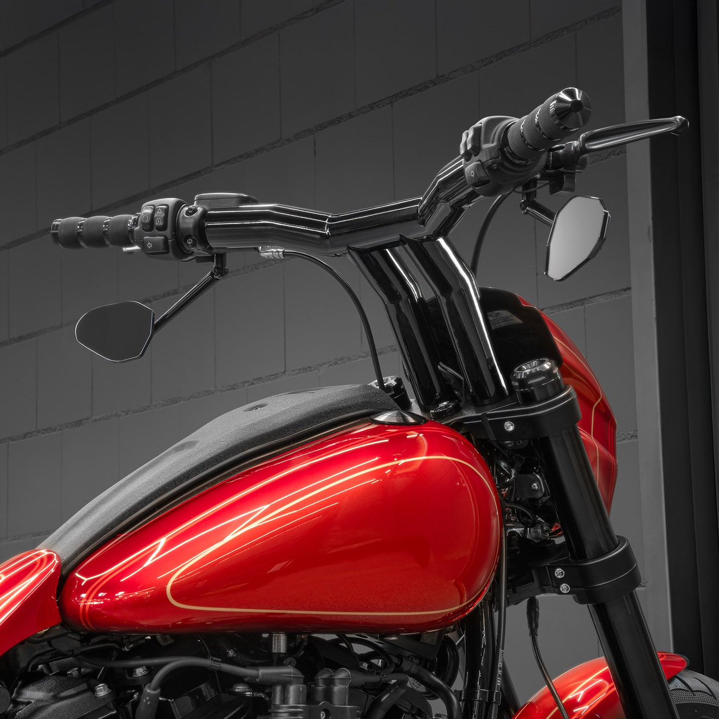 "Back Saver" Raked T-Bar Mega Handlebars