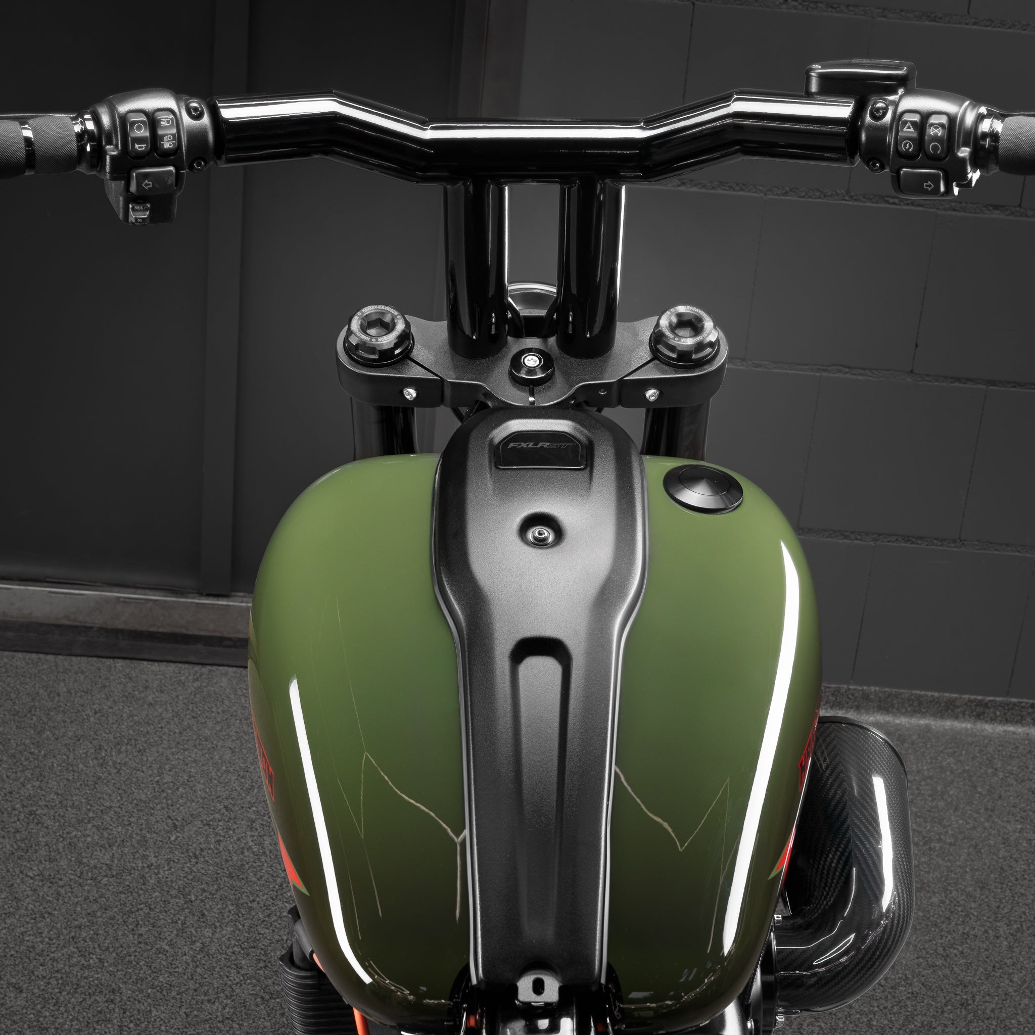 Champion” T-Bar Mega Handlebars – Killer Custom