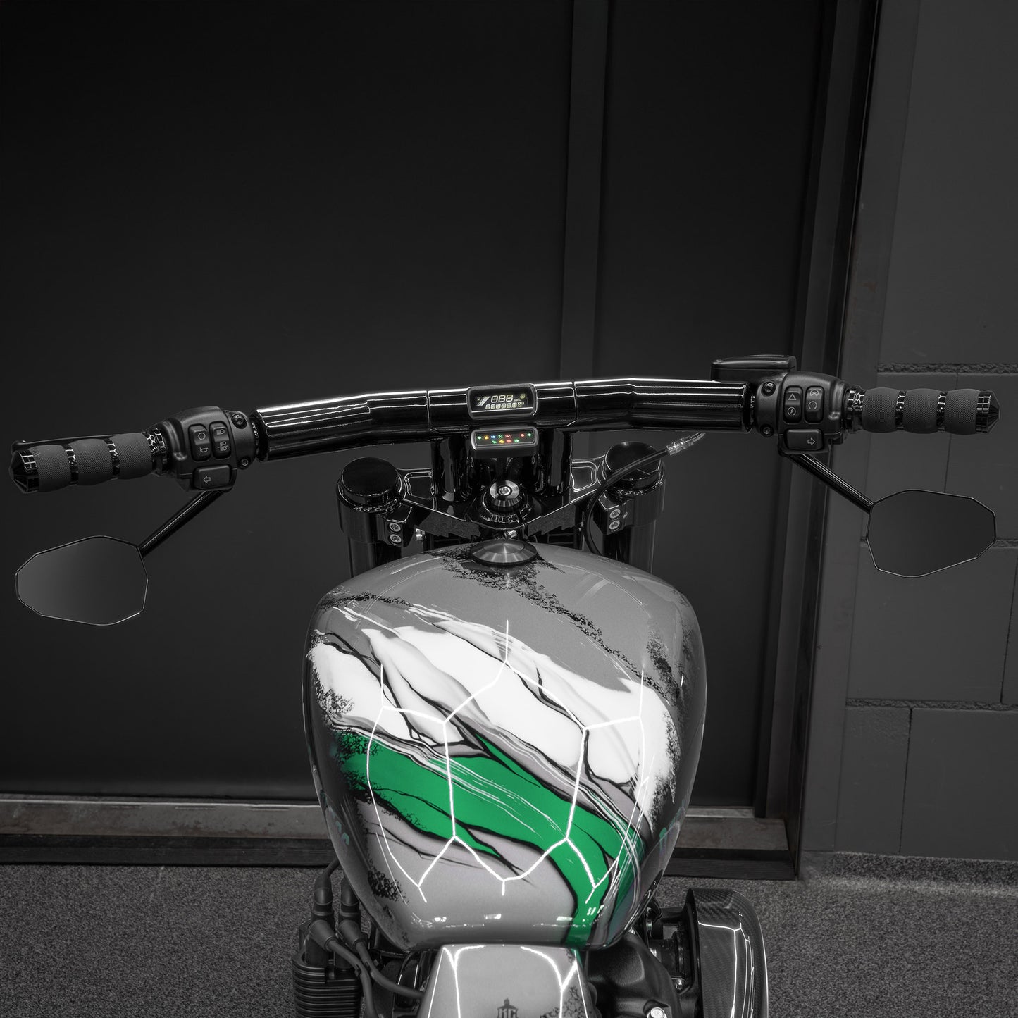 Killer Custom "Drag-T" Mega Handlebars (with Stealth View speedometer option)