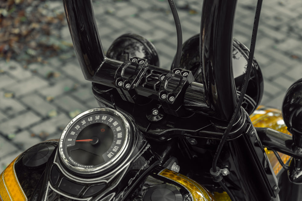 Handlebar Riser And Clamp Kit ''Task Force'' – Killer Custom