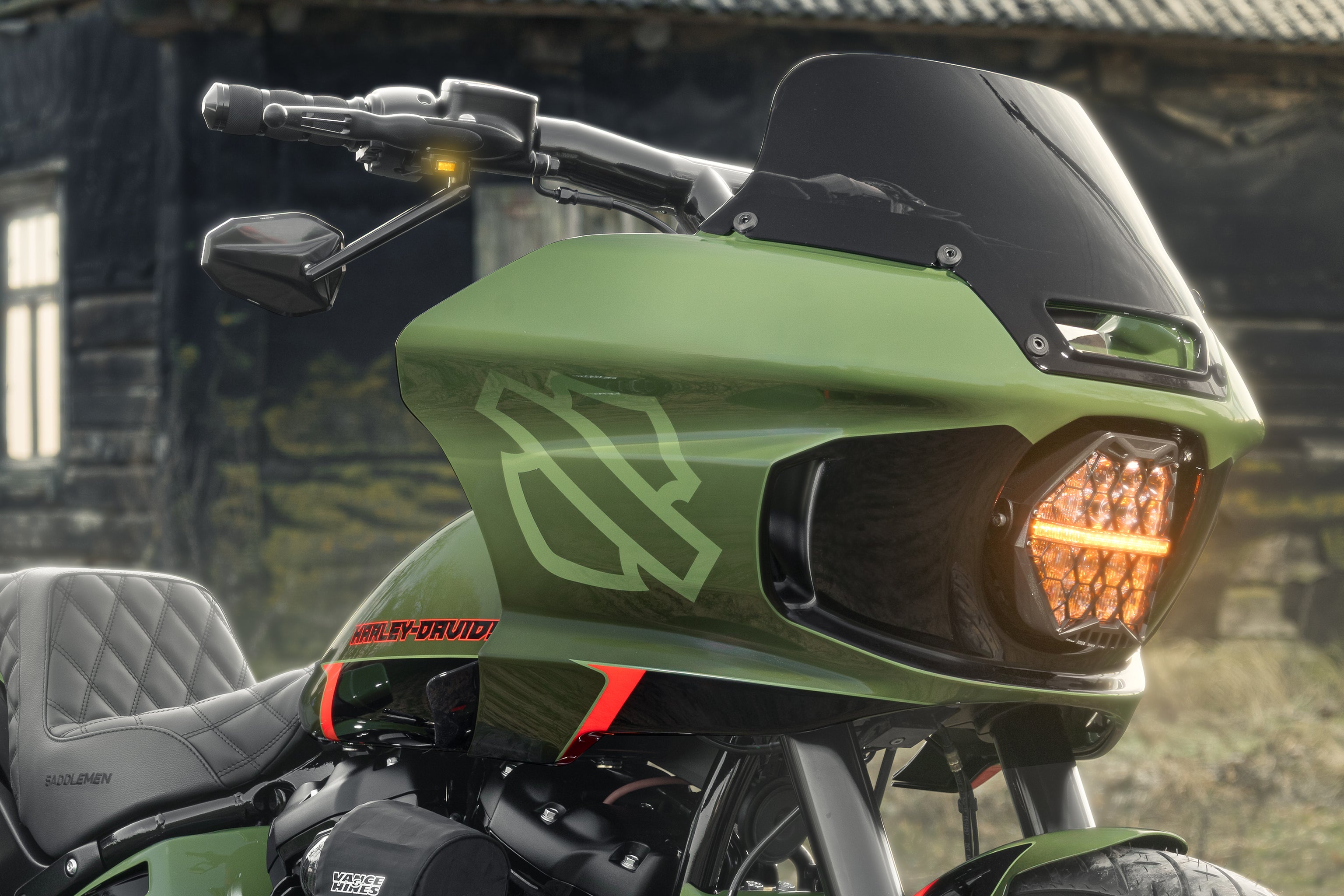 HARLEY DAVIDSON ウインカー Harley-Davidson Softail 2015-2025 