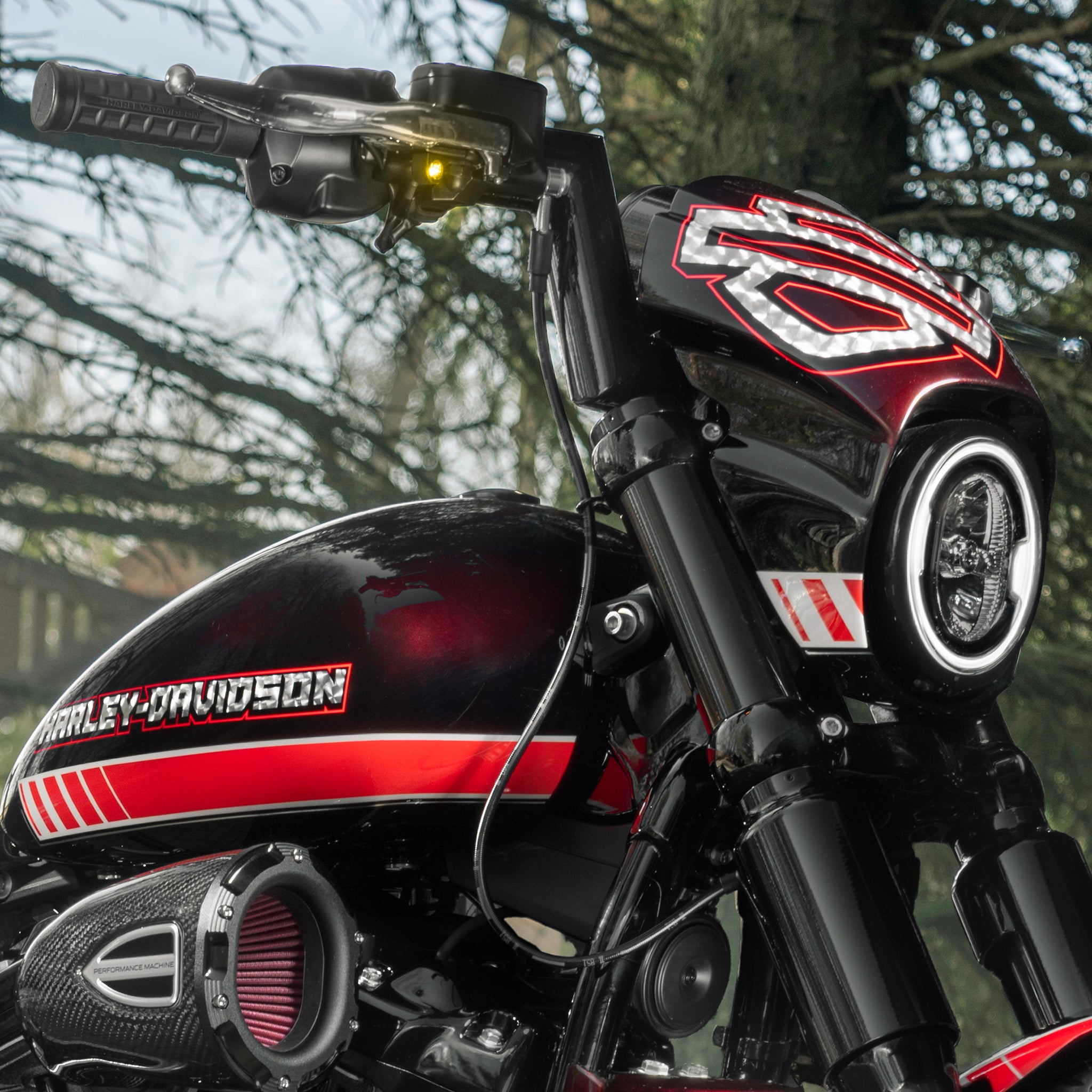 LIGHTNING – Killer Custom