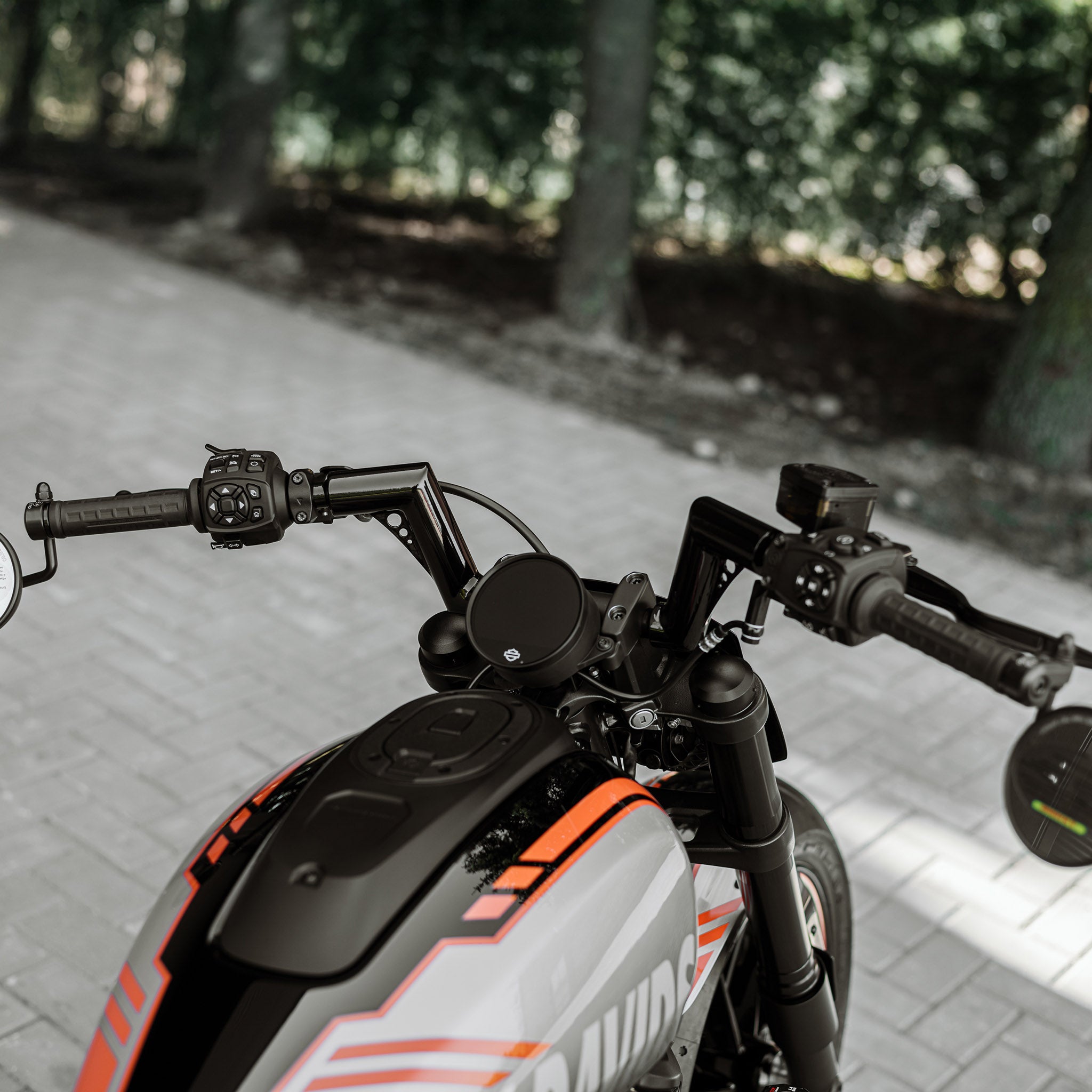 Sportster S And Nightster 