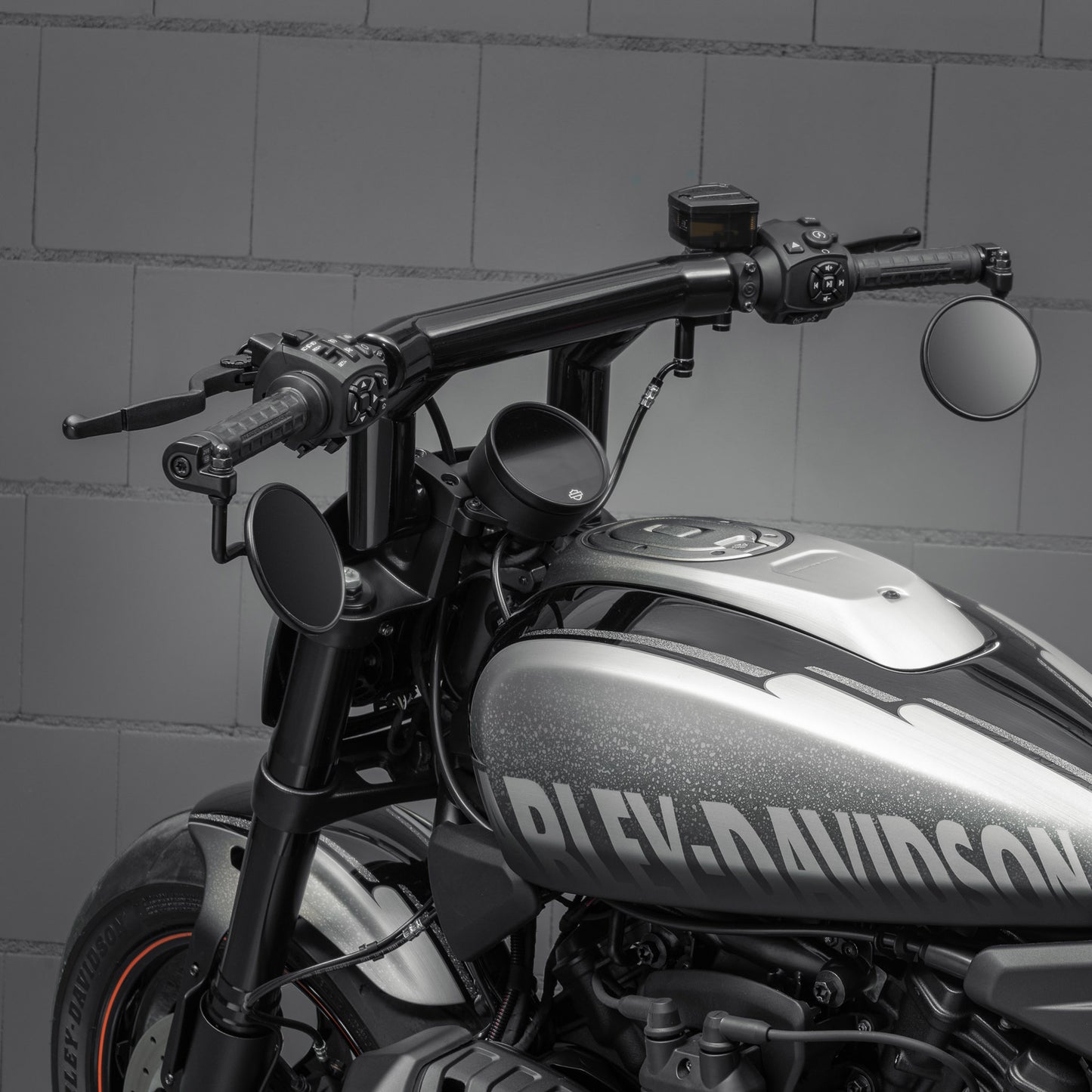 Sportster S And Nightster