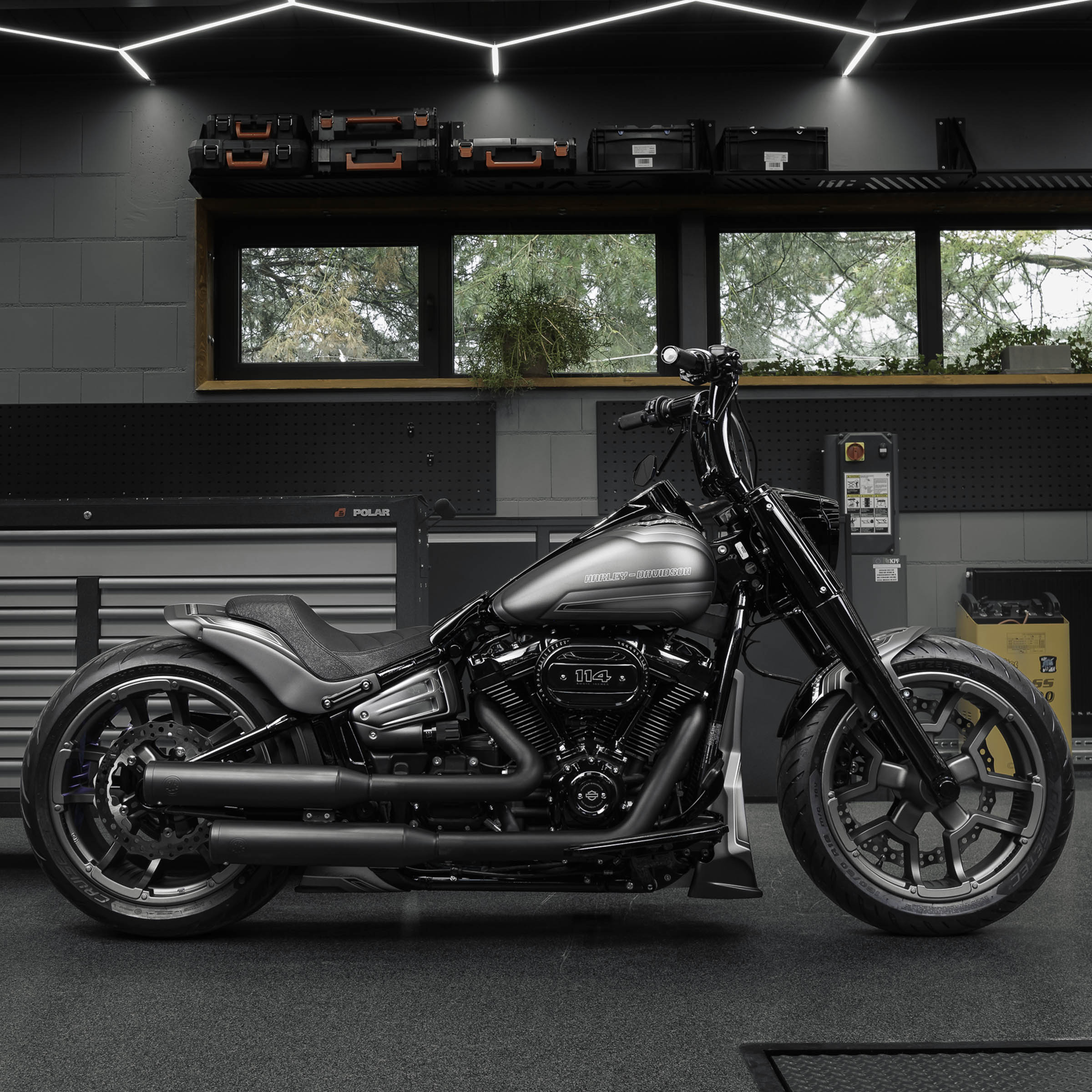 Harley orders fatboy custom parts