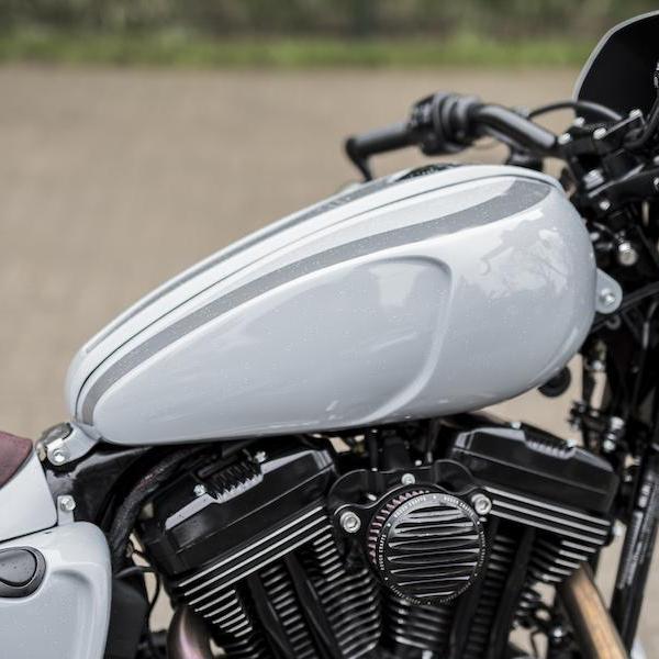 Harley-Davidson Sportster Gas Tank Cover and Console Kit Tear-Drop –  Killer Custom